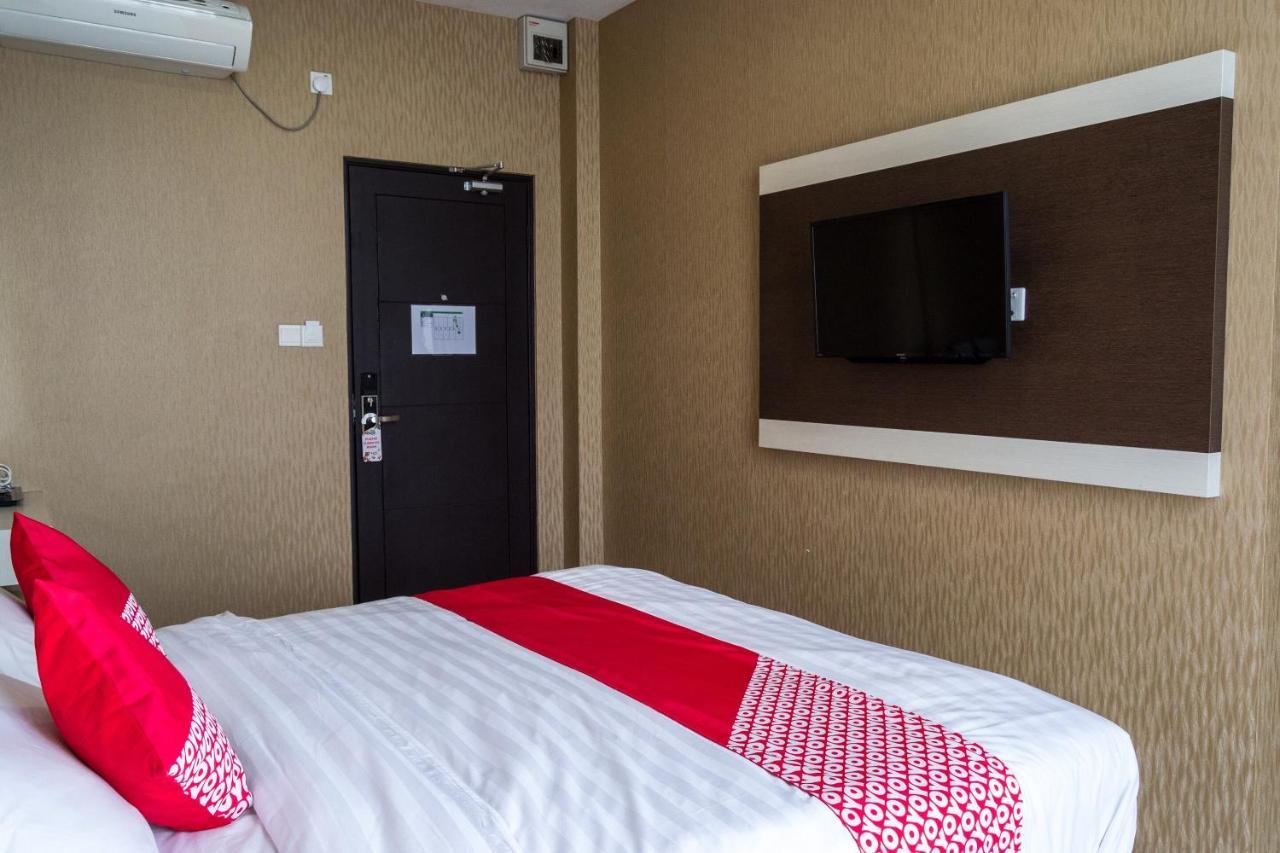 Oyo 676 Hotel Osaka Batam Eksteriør billede