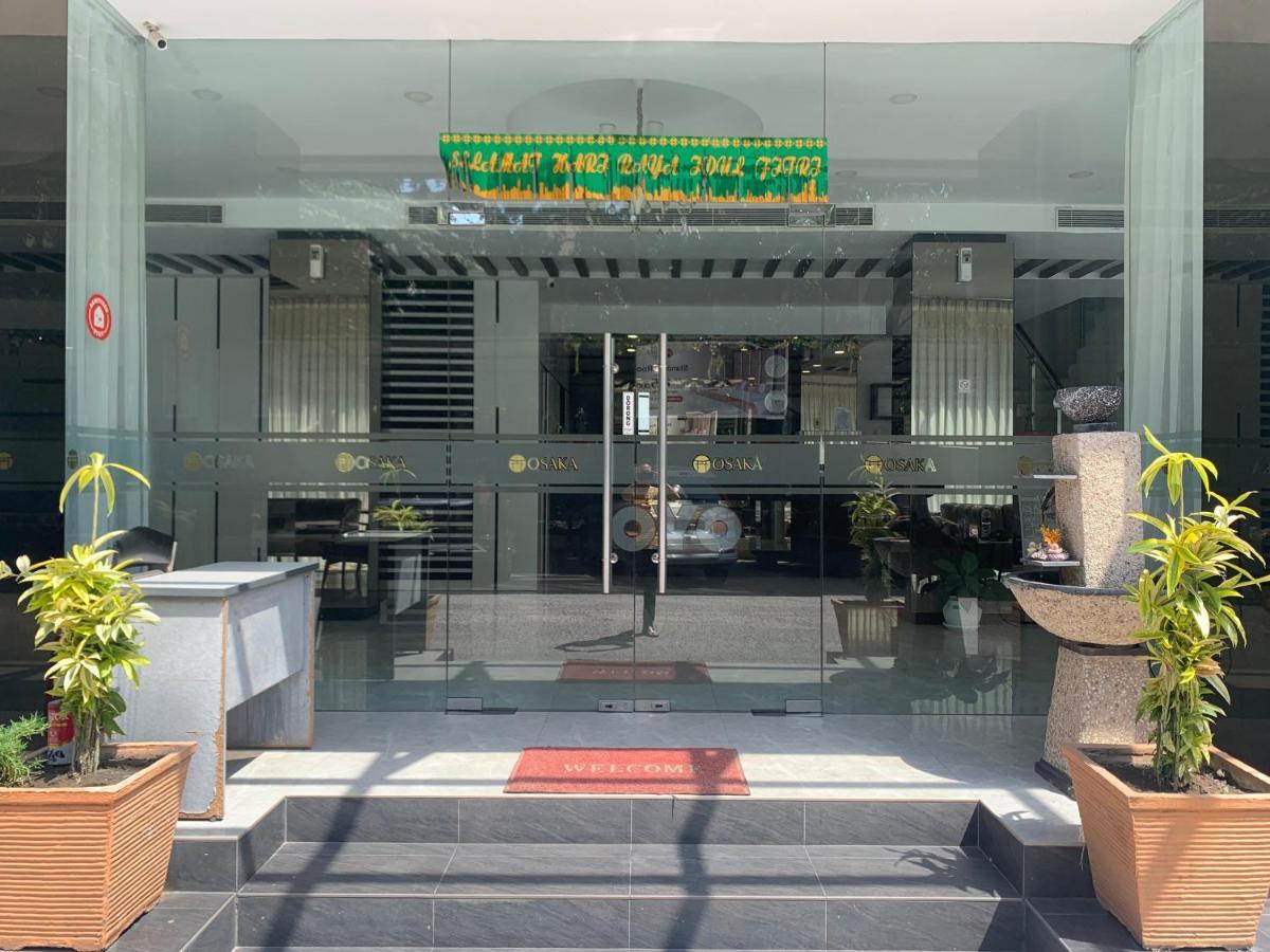 Oyo 676 Hotel Osaka Batam Eksteriør billede