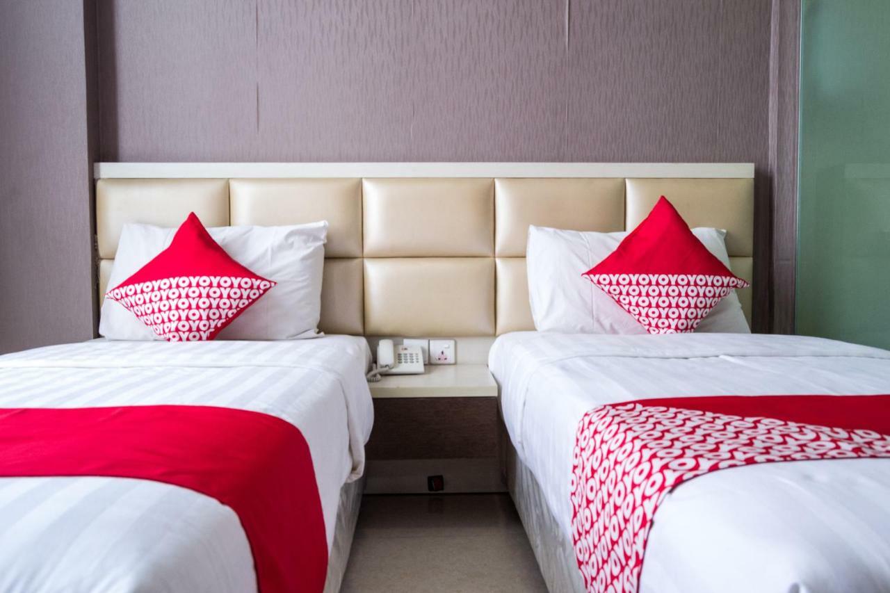 Oyo 676 Hotel Osaka Batam Eksteriør billede